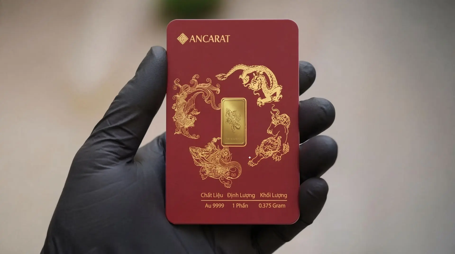 Thiết kế thẻ đỏ nhung sang trọng, nhỏ gọn là lựa chọn quà Tết và lì xì đẳng cấp, tiện lợi để tích trữ. Thiết kế thẻ đỏ nhung sang trọng, nhỏ gọn là lựa chọn quà Tết và lì xì đẳng cấp, tiện lợi để tích trữ.